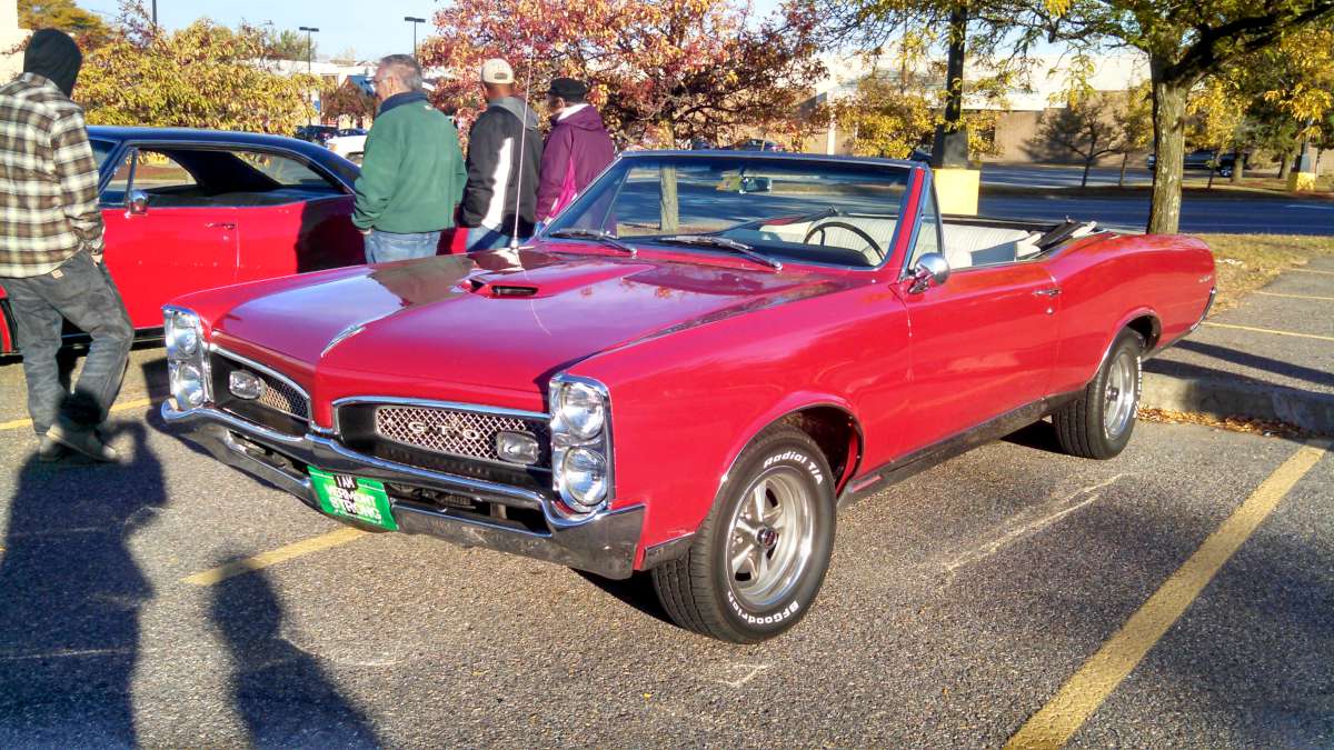 Cars & Coffee Vermont